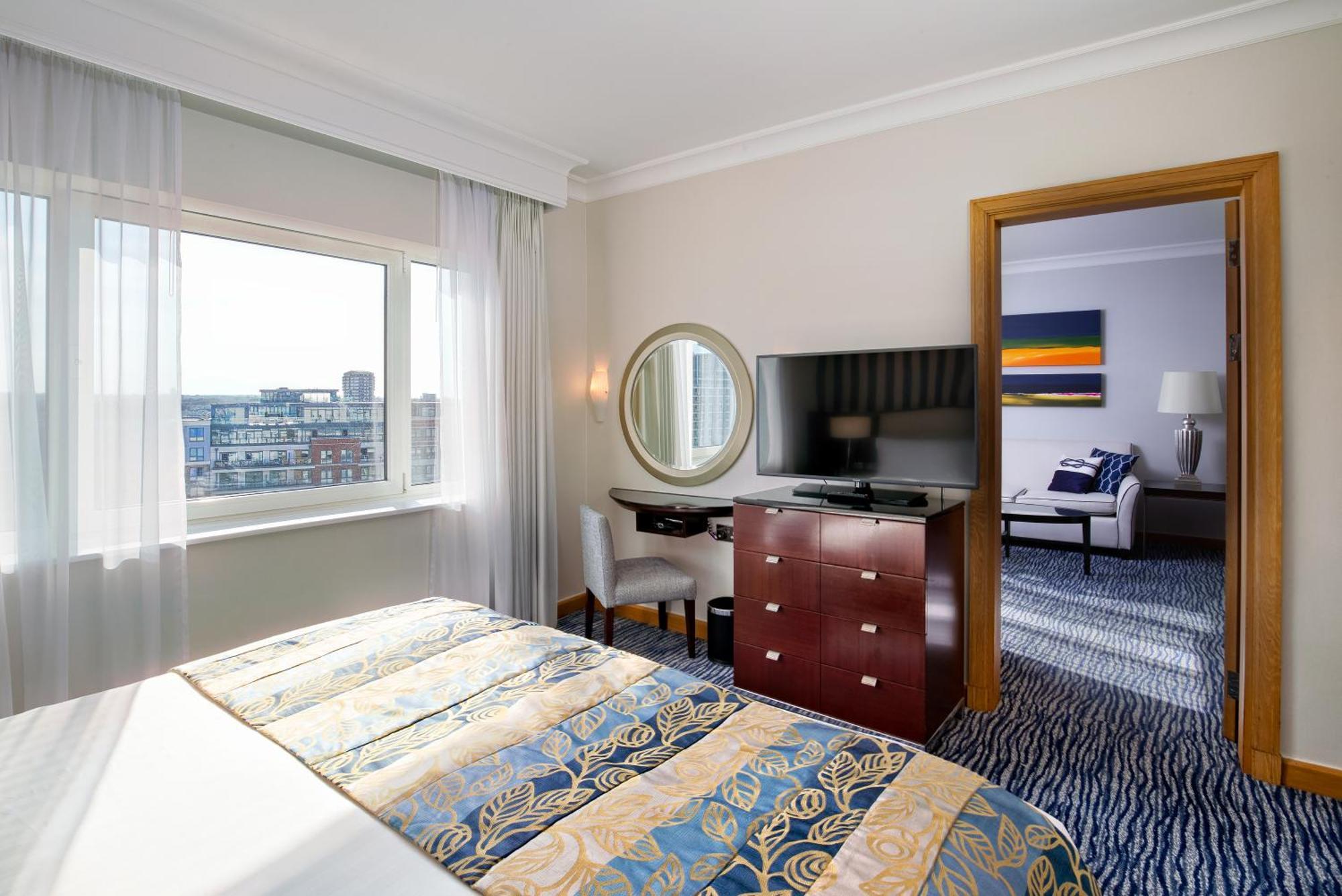 Hotel The Chelsea Harbour And Spa